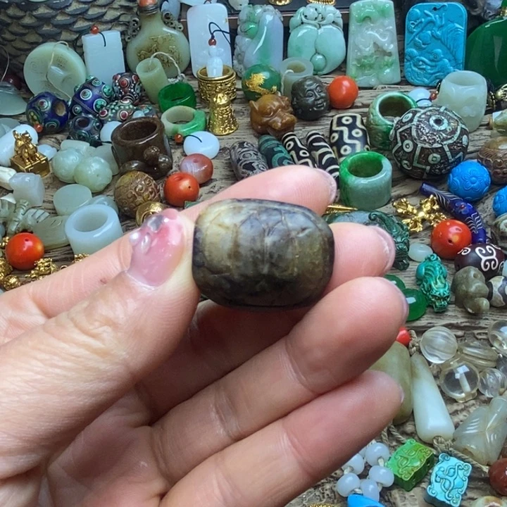 未镶嵌颈饰玛瑙/玉髓