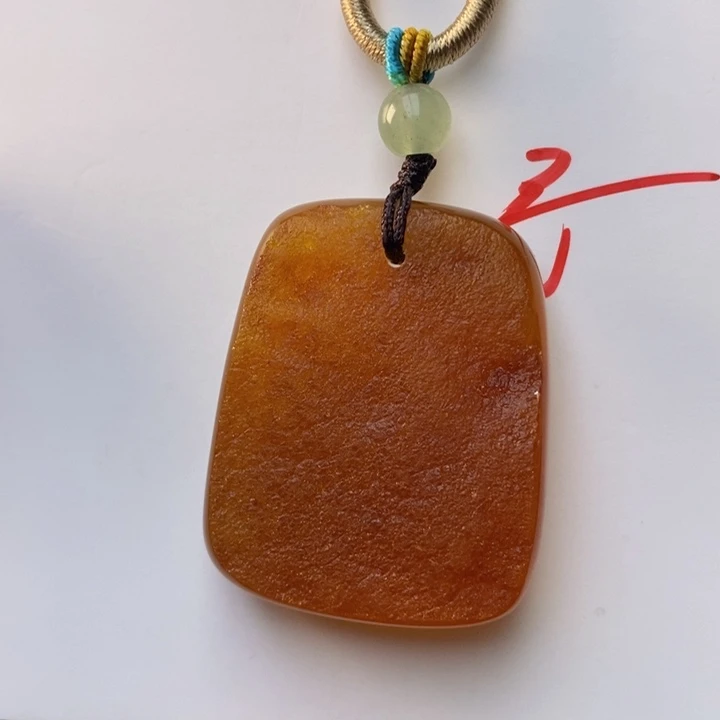 未镶嵌琥珀珠宝奇石