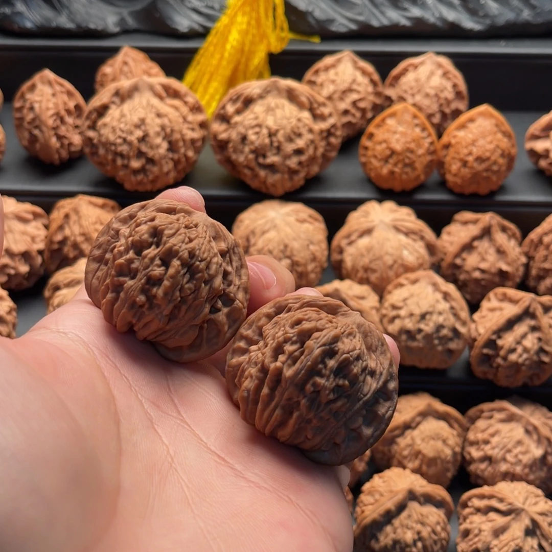 随***安文玩核桃吊坠四座楼