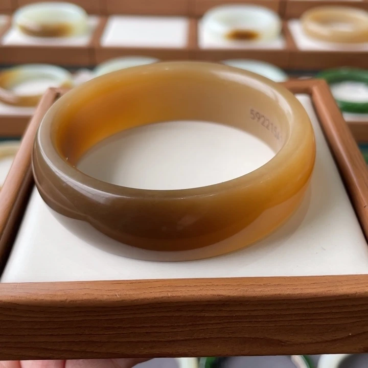 未镶嵌手镯和田玉奇***界