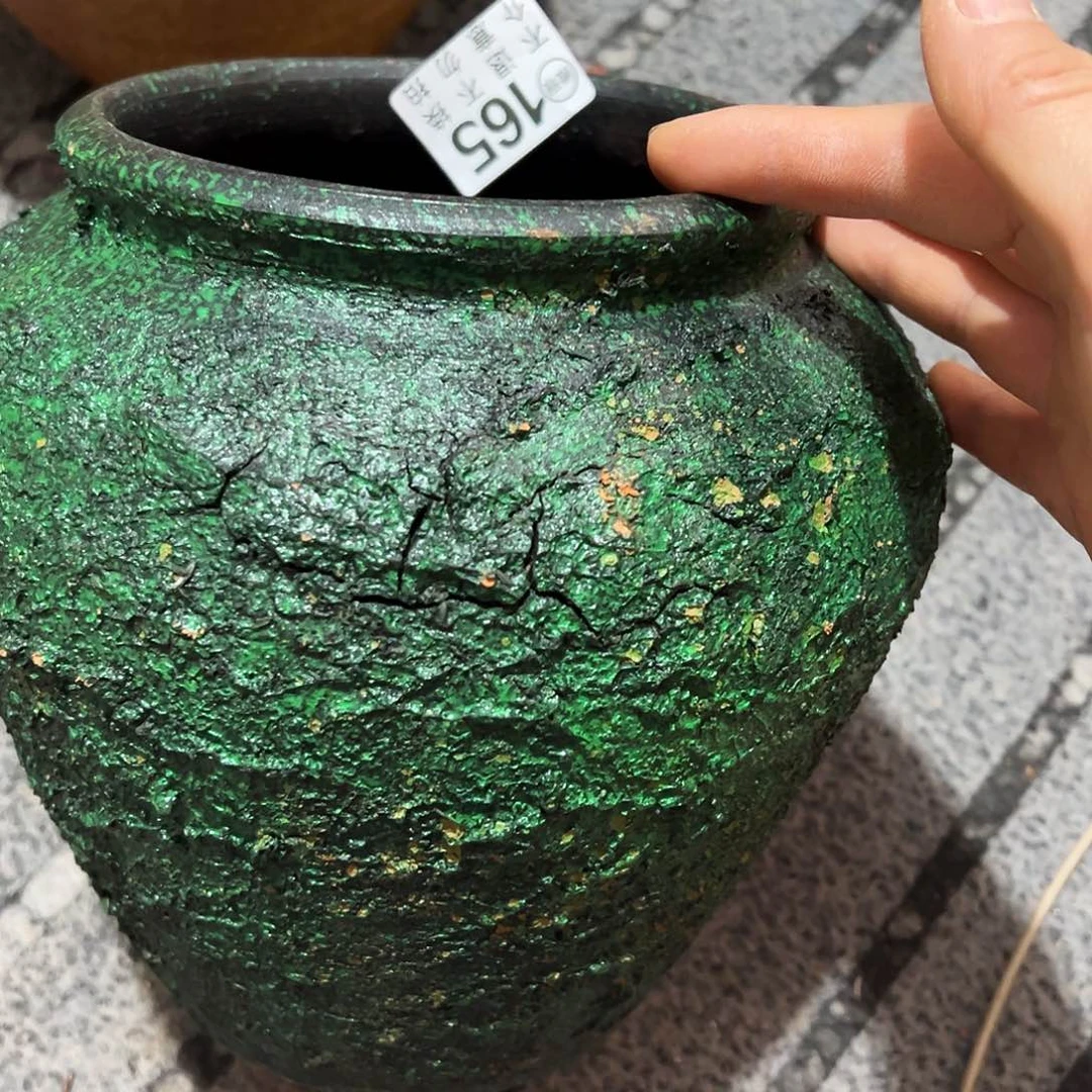 瑕疵绿色纹路坛子有孔165