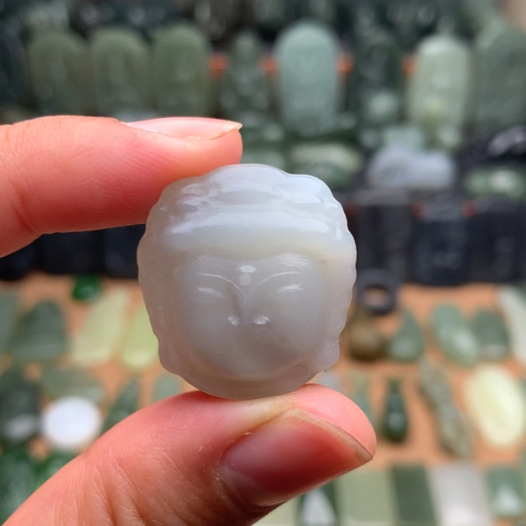 和田玉未镶嵌颈饰挂件36