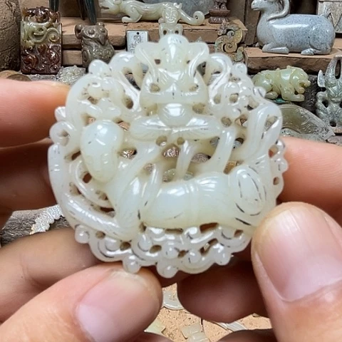 和田玉（糖玉）未镶嵌颈饰