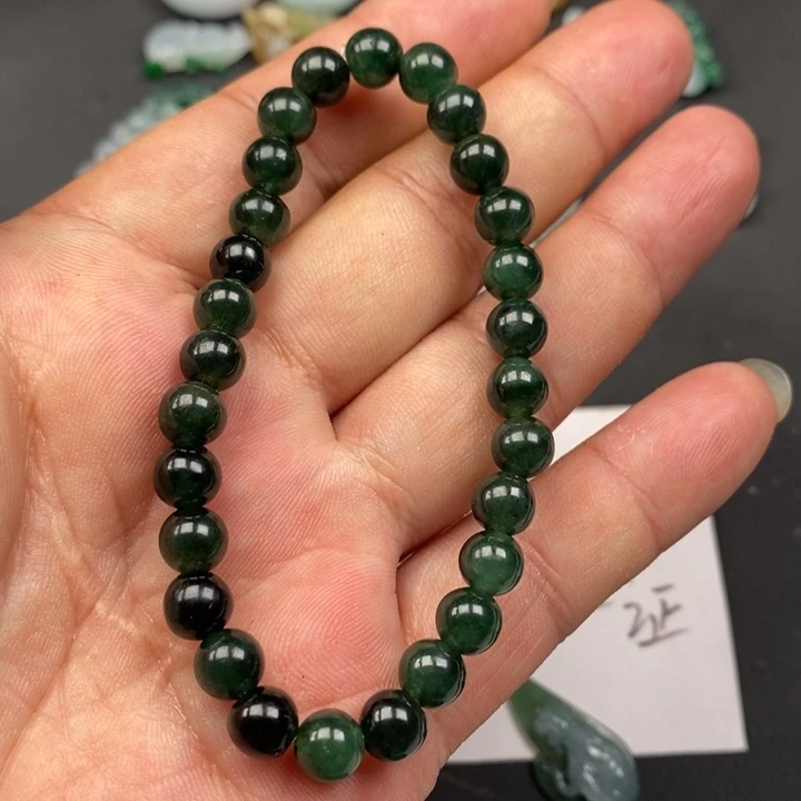 枫***霞翡翠未镶嵌颈饰翡翠