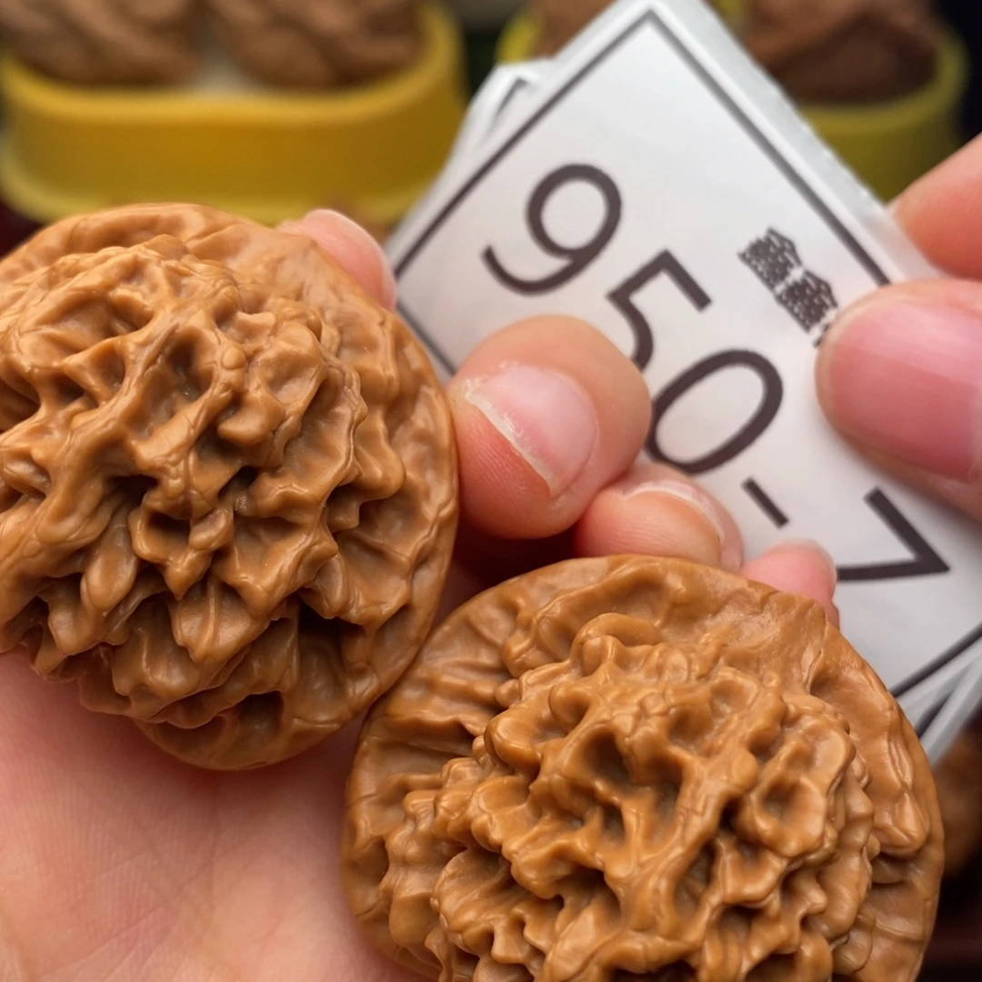 文玩核桃把件秦闷39……