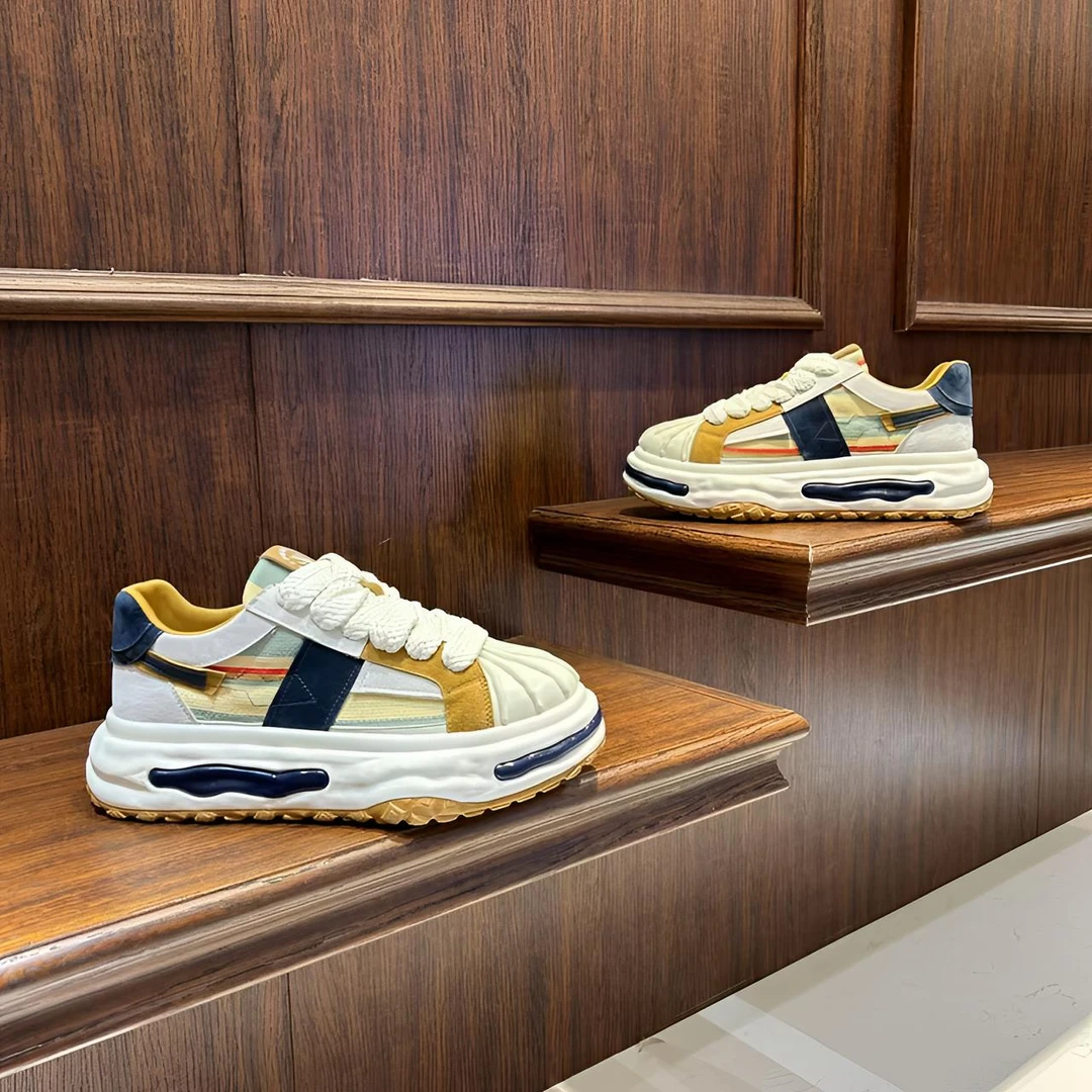 早春新款男鞋厚底欧洲站轻奢百搭时尚潮流男韩版男士老爹鞋休闲鞋