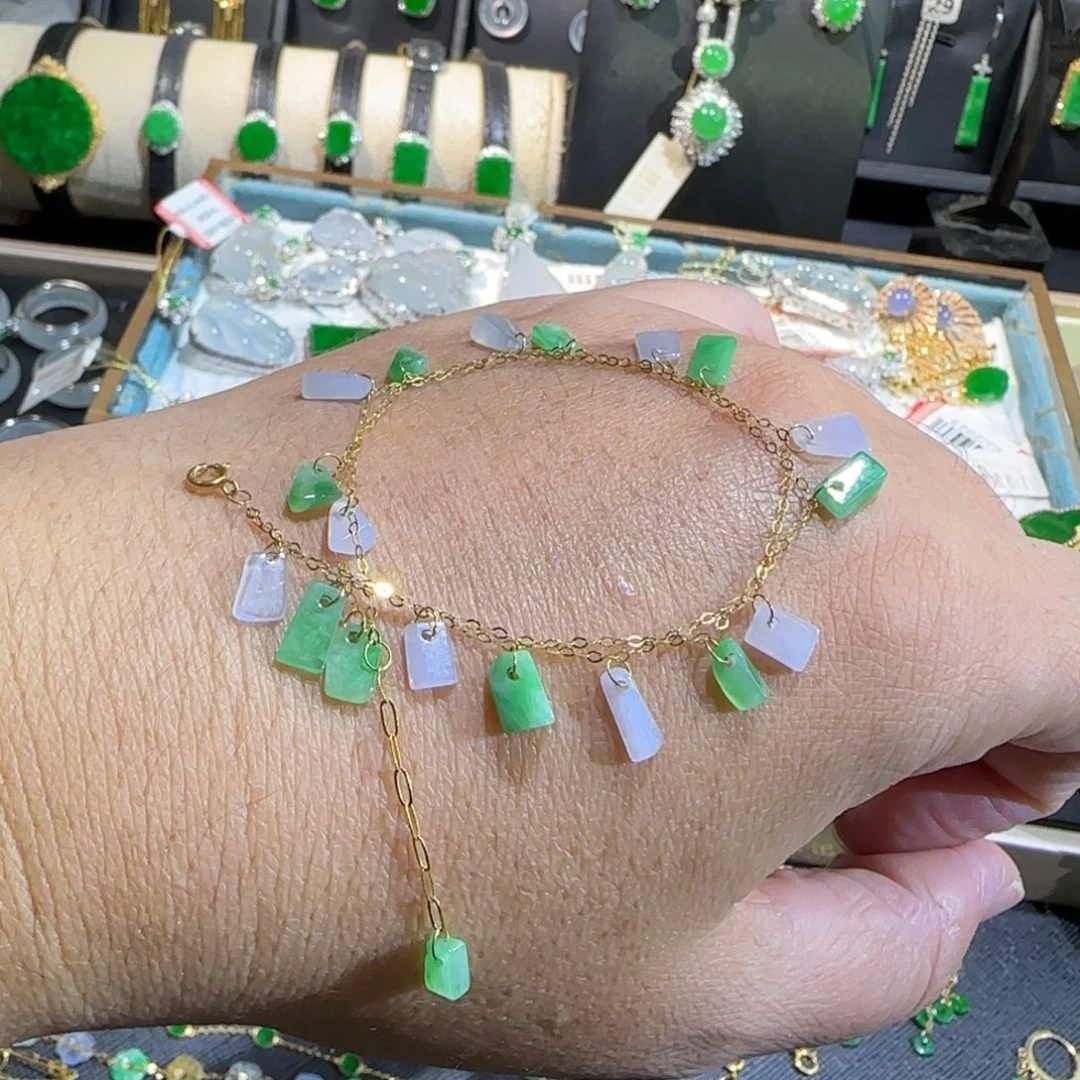 翡翠18K金镶嵌颈饰手链