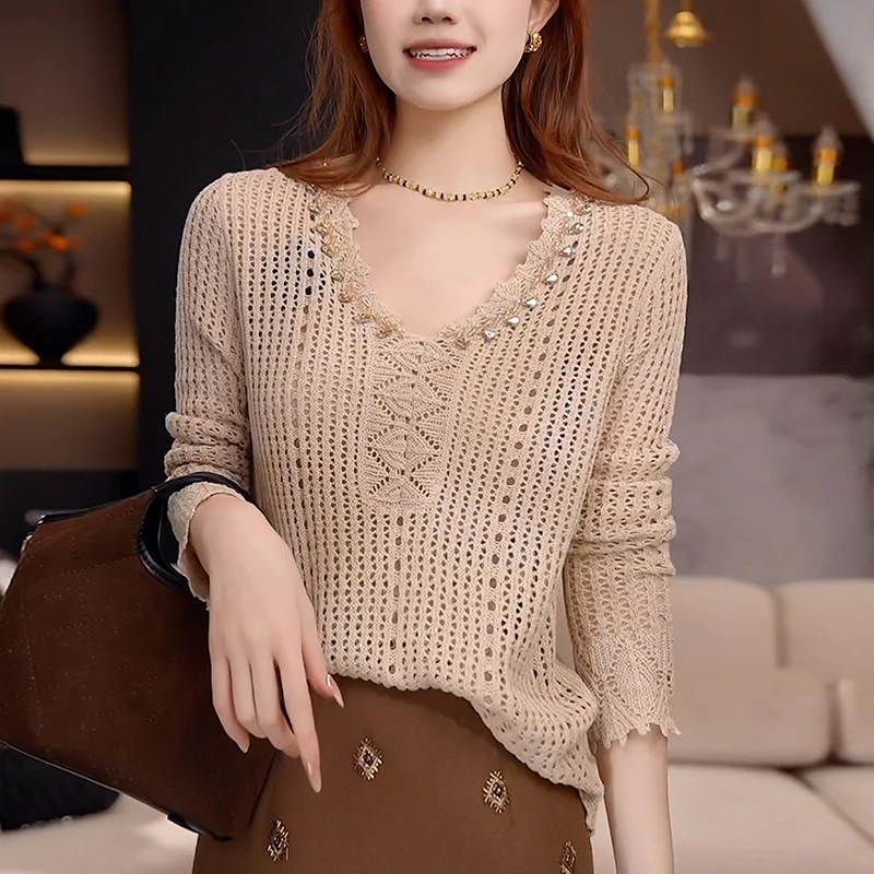 女士V领毛衣秋季慵懒风软糯宽松显瘦重工烫钻薄款镂空针织衫上衣