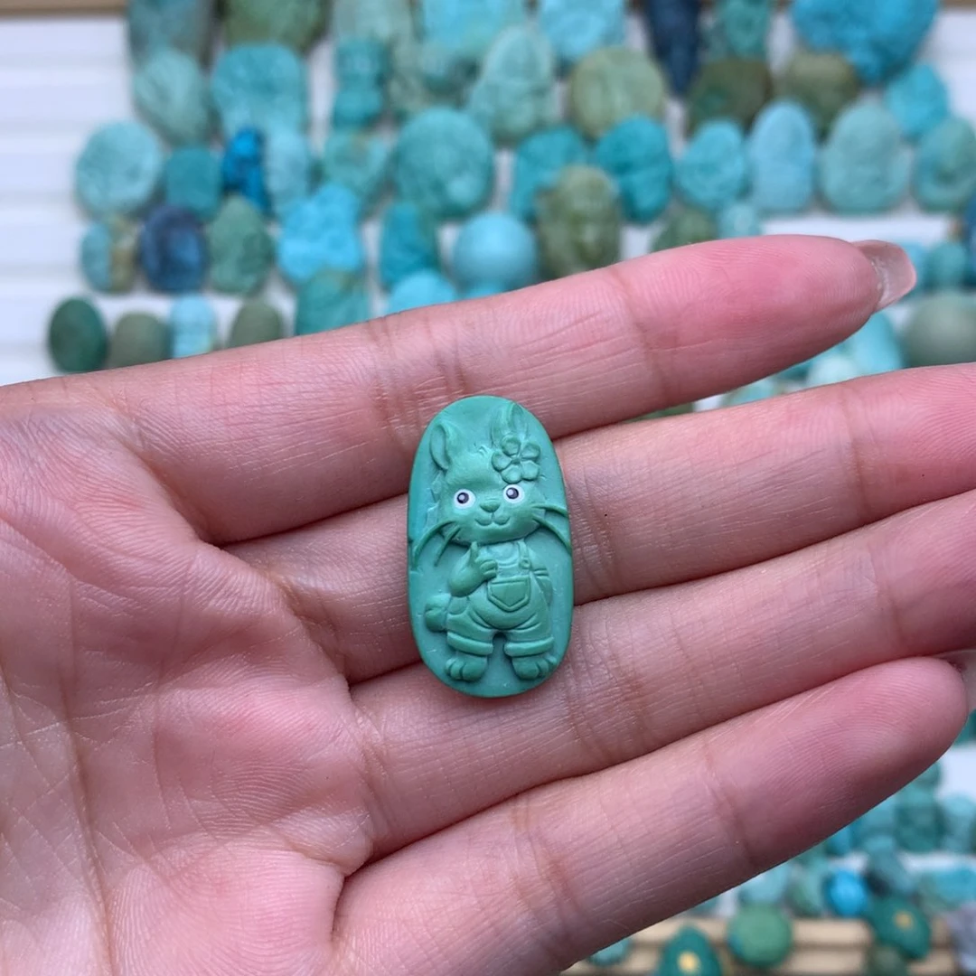 未镶嵌绿松石珠宝奇石