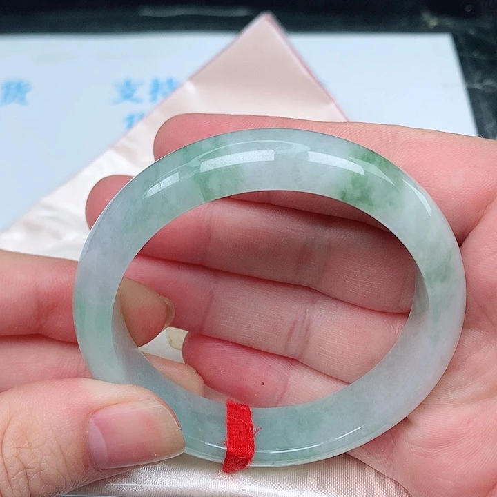 未镶嵌手镯翡翠天然