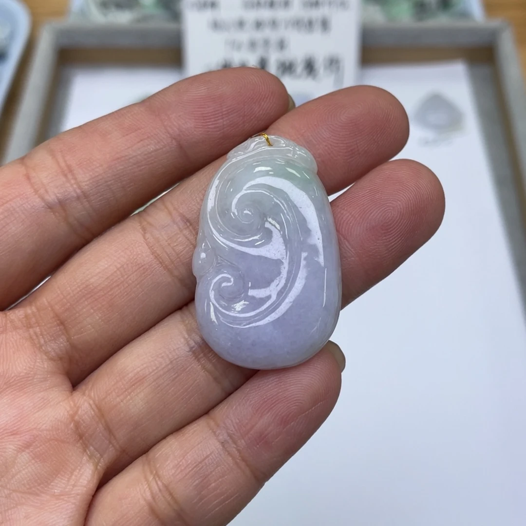 颈饰未镶嵌翡翠如意