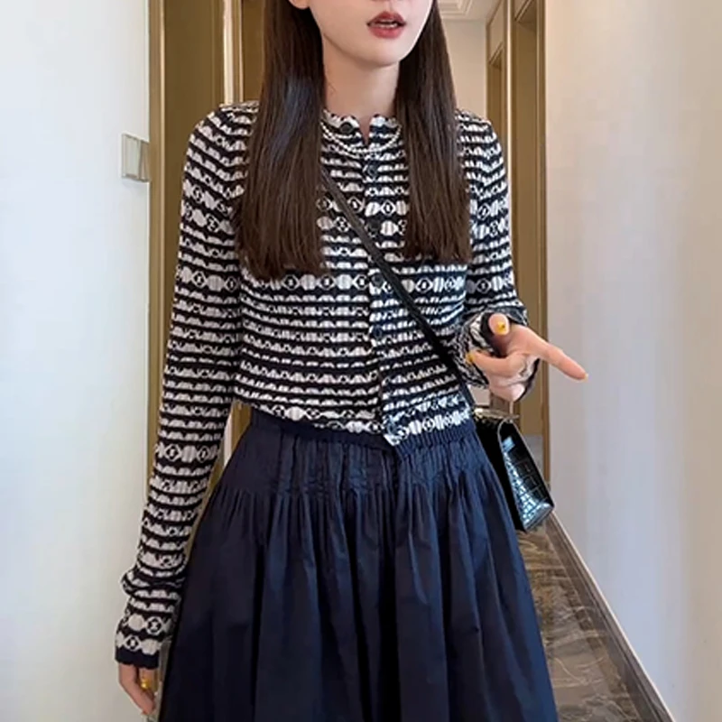 美式复古撞色针织衫长袖外套女2025年春秋新款小个子减龄开衫上衣