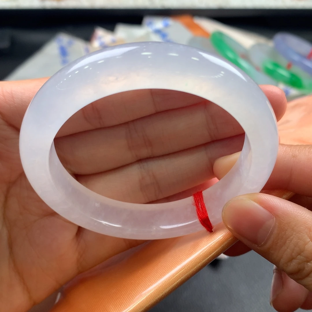 翡翠未镶嵌手镯白月光