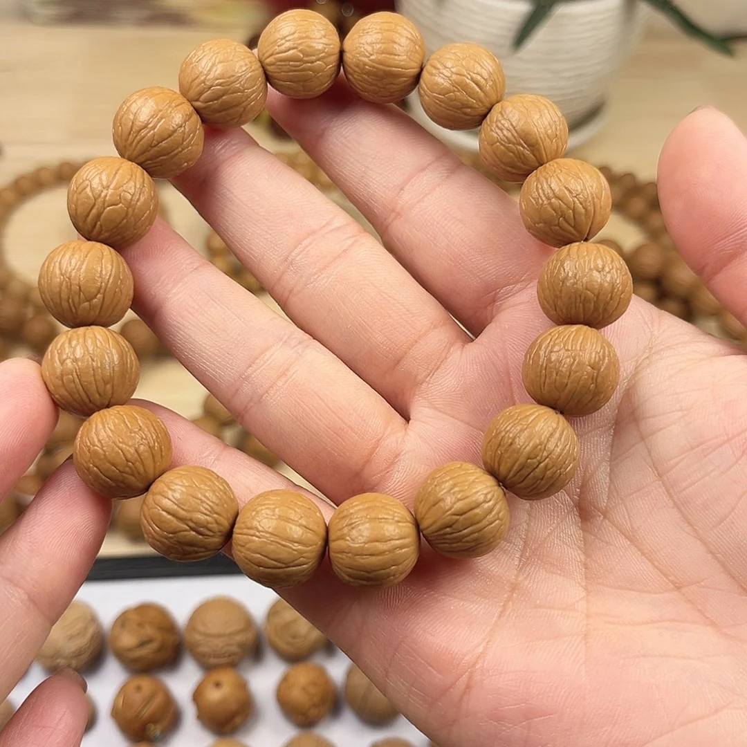 猴头核桃手串?***唦聚宝盆