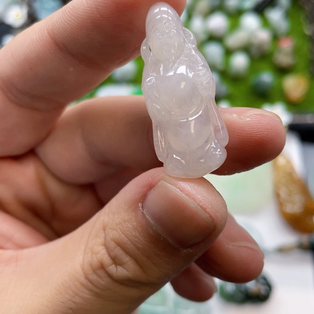 翡翠未镶嵌颈饰财神