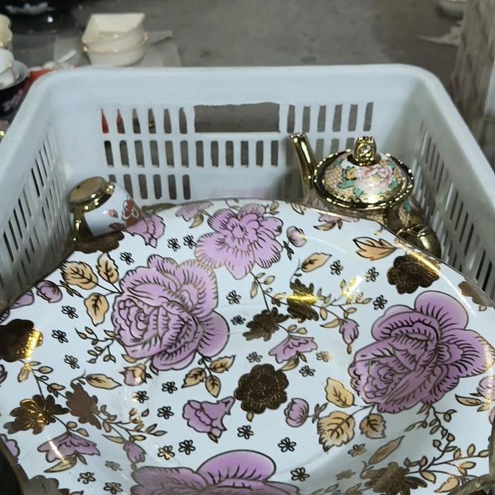 摆件陶瓷默认微瑕。。。。