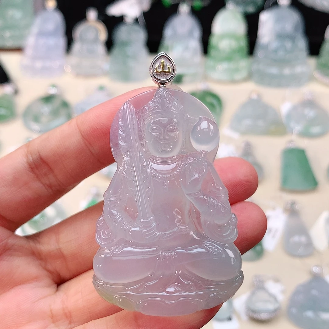 翡翠18K金镶嵌颈饰虚空藏