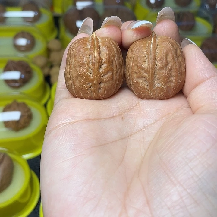 布***y吊坠文玩核桃树皮纹