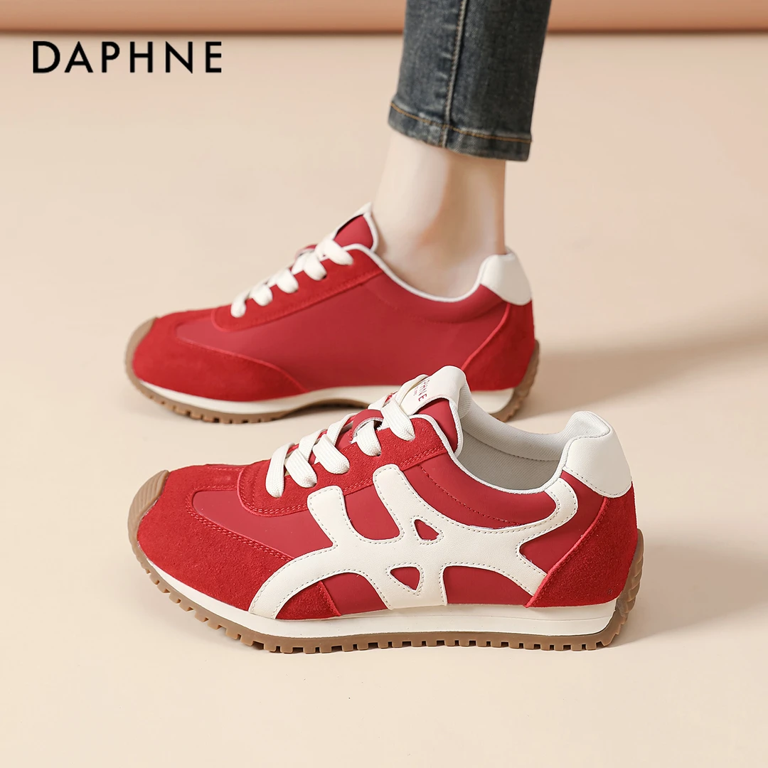 达芙妮红色德训鞋女秋冬2025新款百搭巨好看爆款超火阿甘休闲女鞋