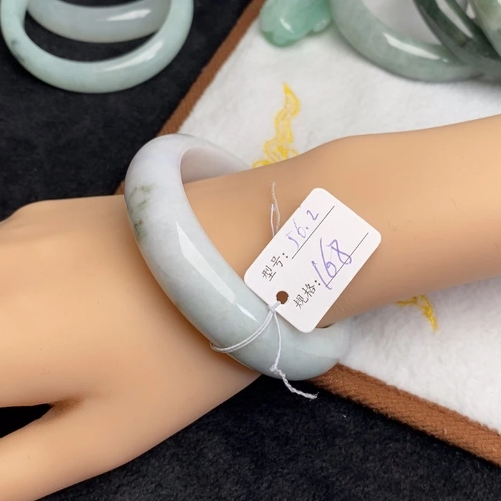 翡翠未镶嵌手镯14896537