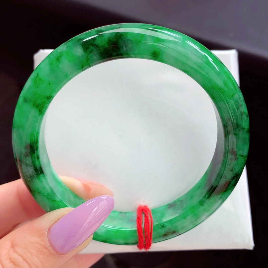 翡翠未镶嵌手镯翡翠