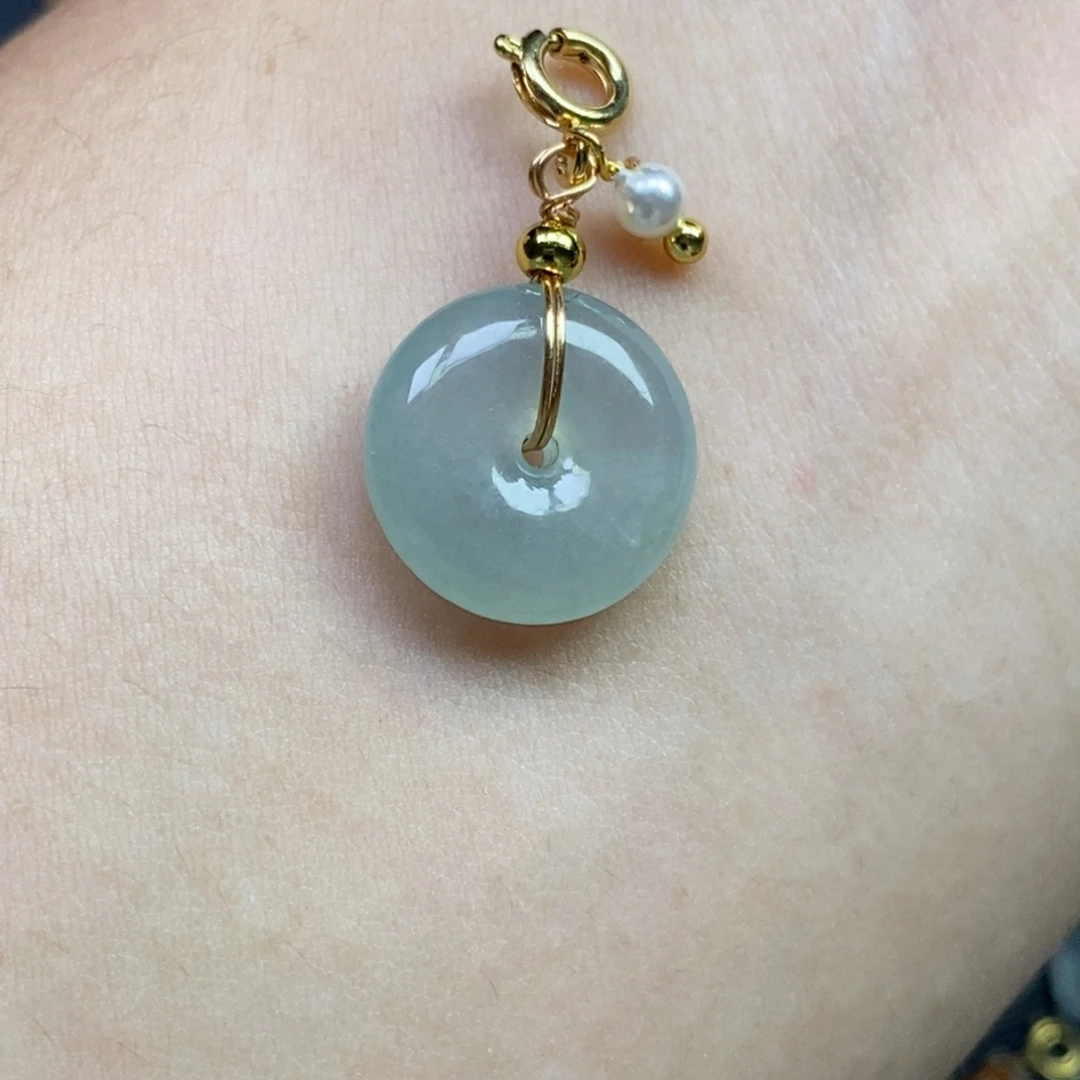 翡翠合金颈饰平安扣