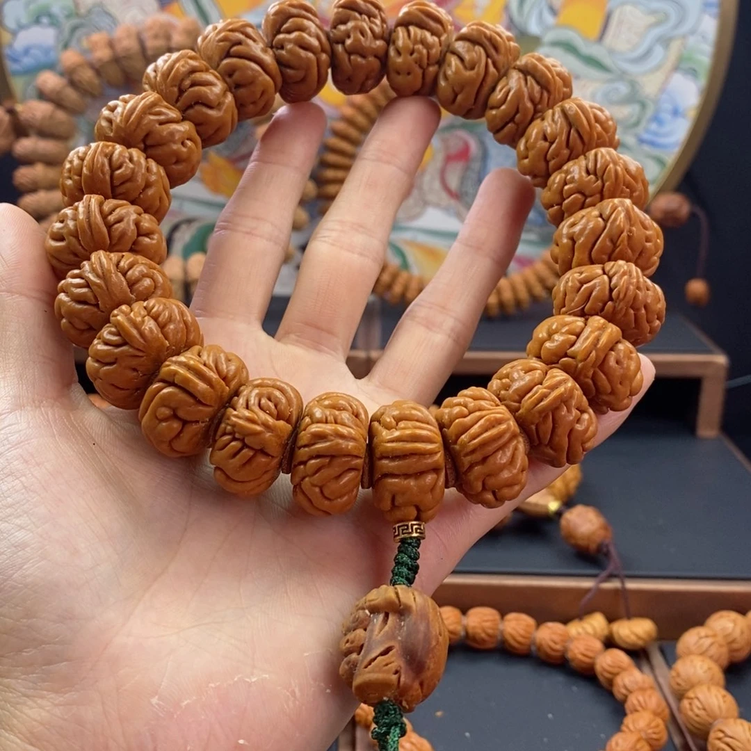 桃核手串*️****龙纹桃核白玉龙