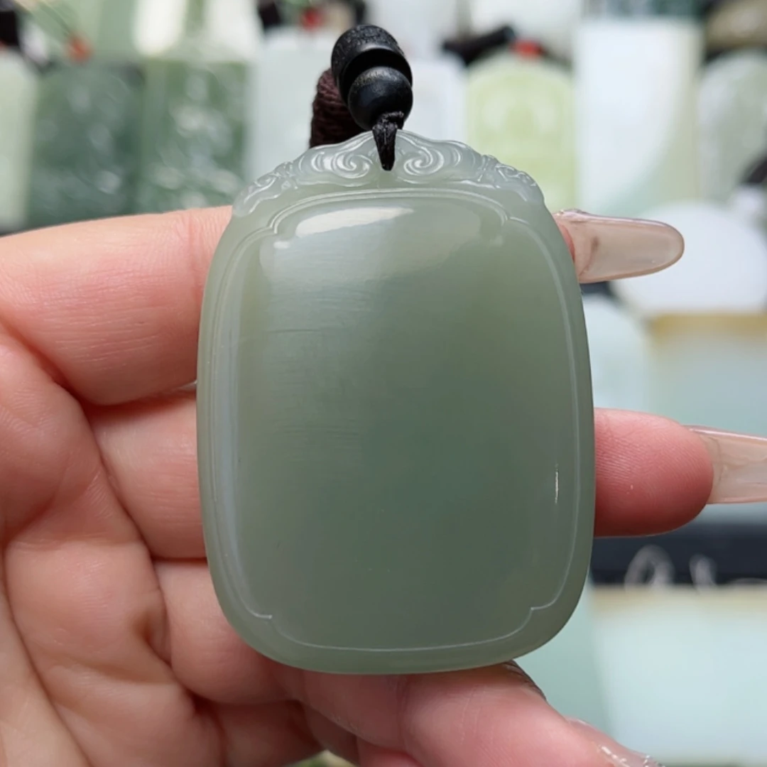 【闪购商品】颈饰未镶嵌和田玉