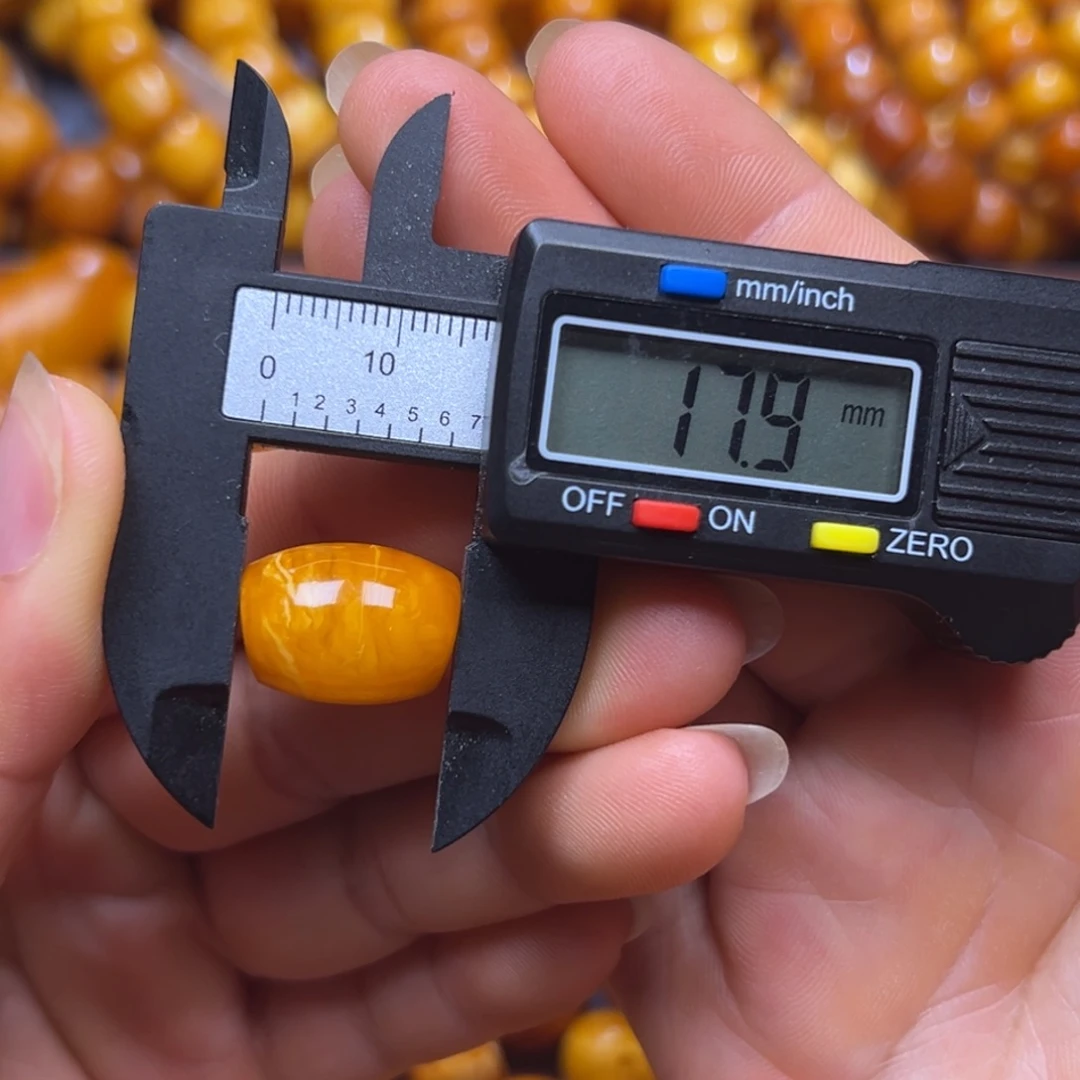 琥珀未镶嵌吊坠(不含链)