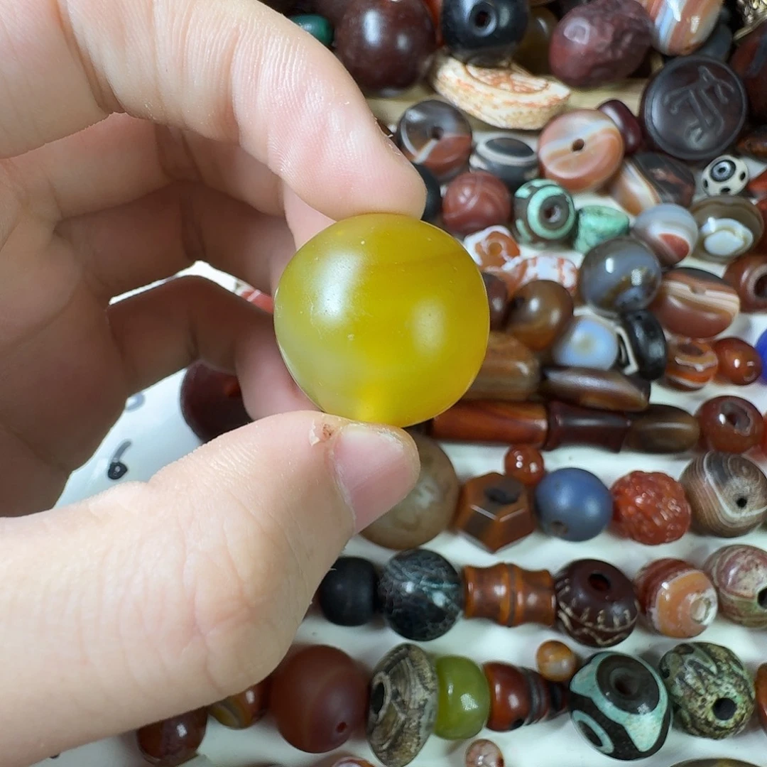 玛瑙/玉髓未镶嵌纯天然玛瑙珠子