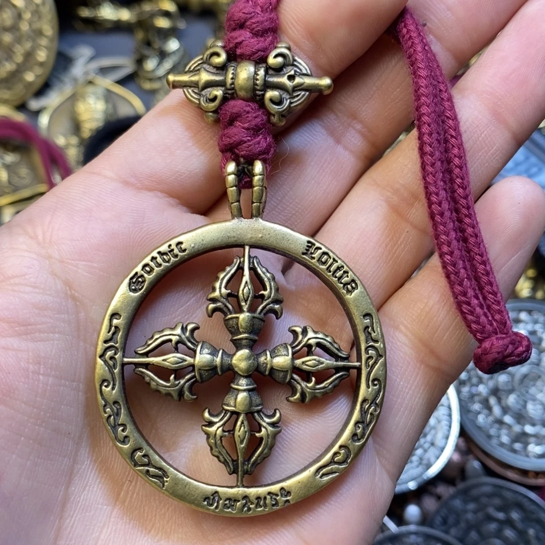 藏式搭配挂件搭配挂件