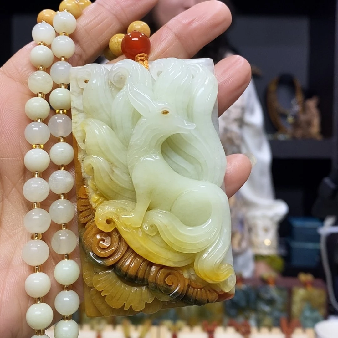 未镶嵌岫玉挂件吊坠