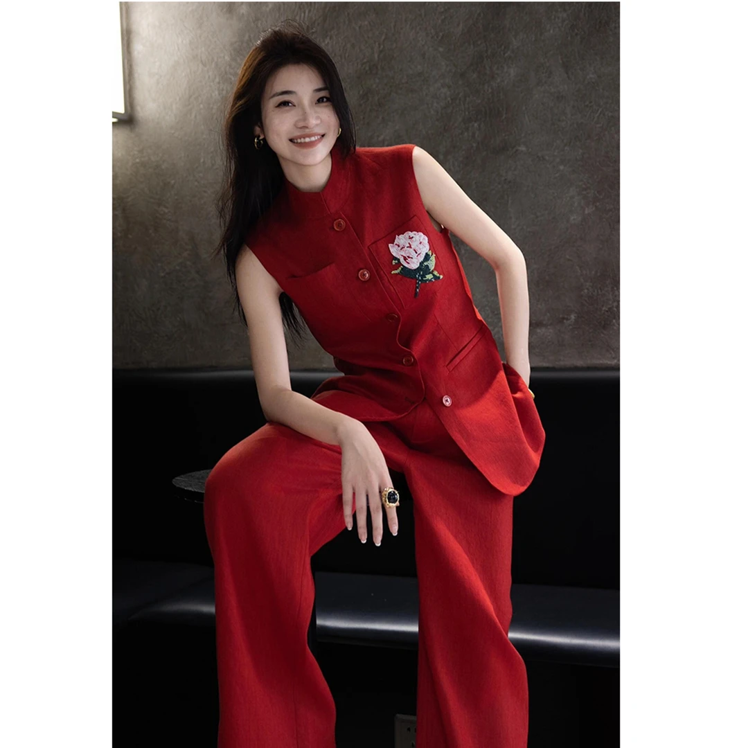 2025新款又a又飒御姐两件套大方得体穿搭高级感红色马甲套装裤女