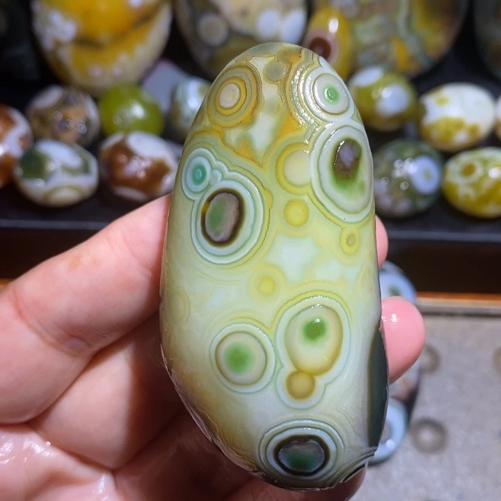 未镶嵌玛瑙/玉髓珠宝半成品113