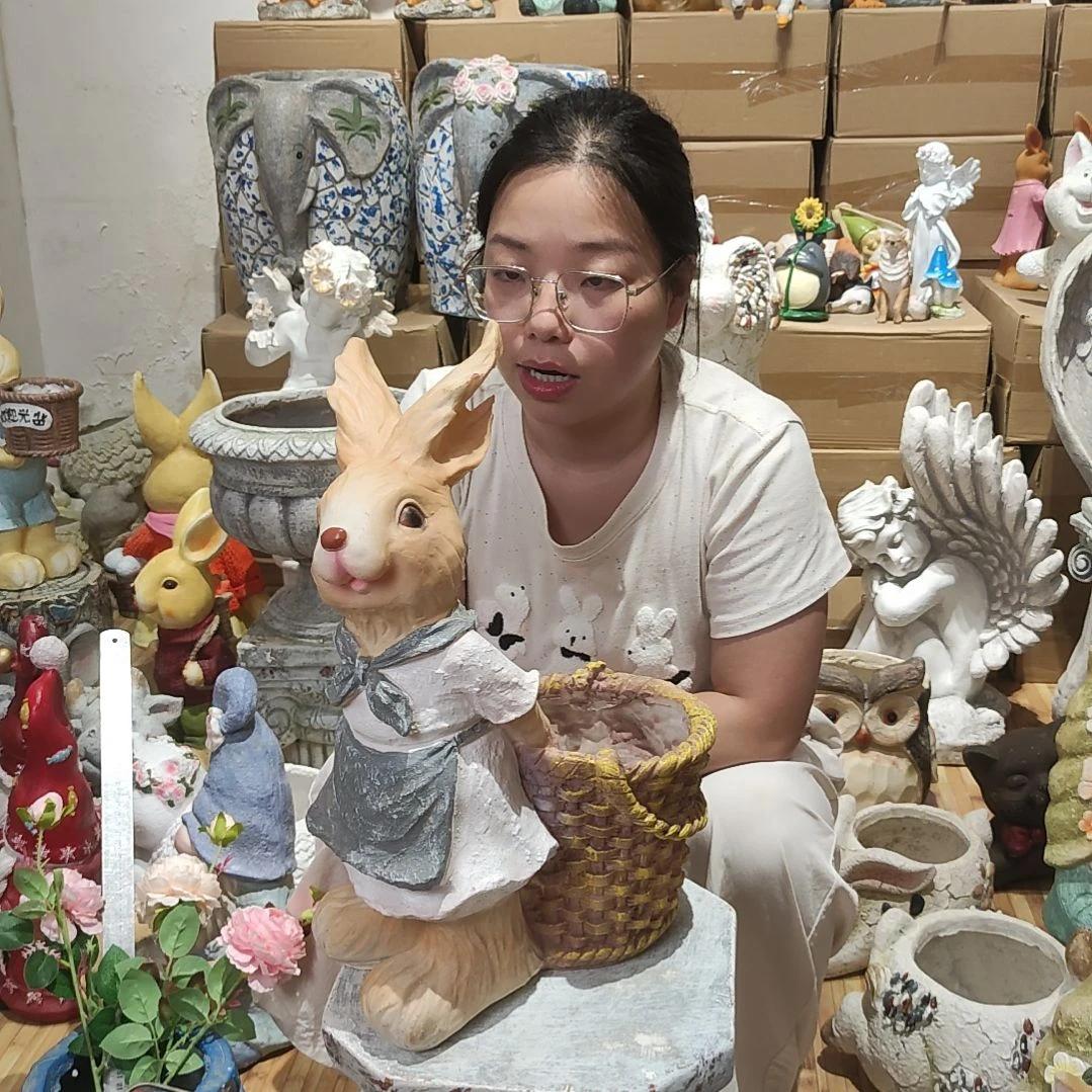 合成树脂树脂拖筐兔花盆一个