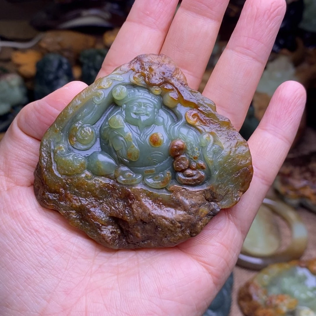 爱***狗岫岩河磨玉（透闪石质玉）未镶嵌挂件