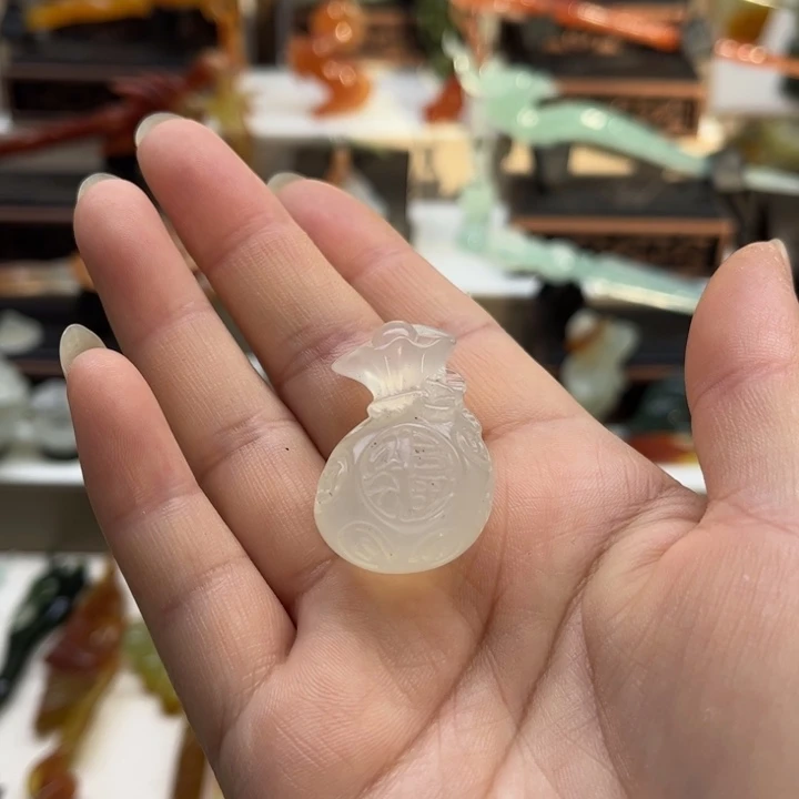 蛇纹石玉未镶嵌岫玉发簪