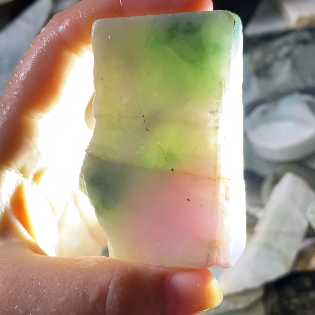 翡翠挂件未镶嵌天然翡翠