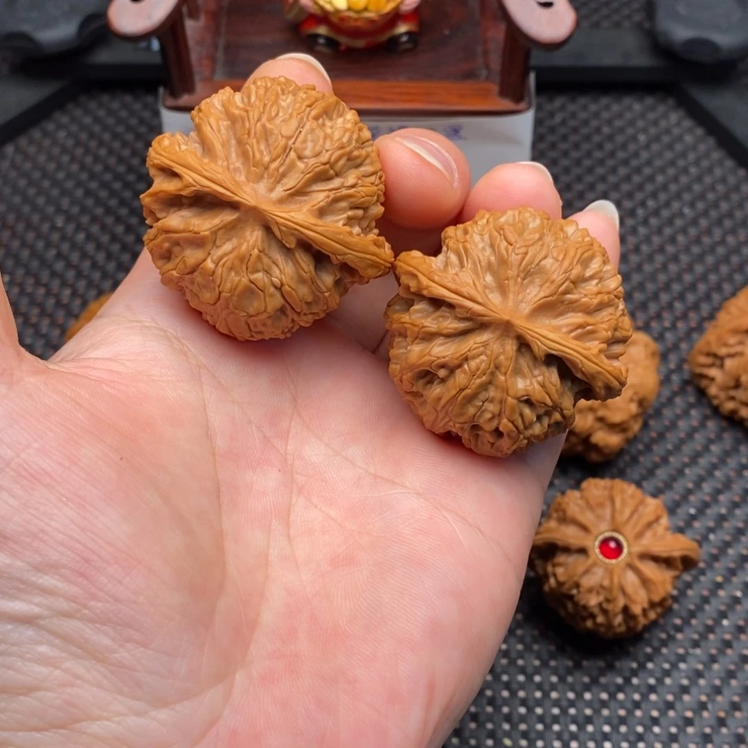 文玩核桃把件苹果园44尺