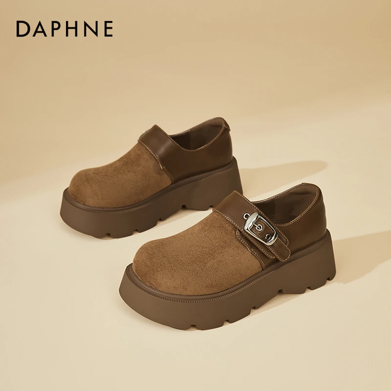 达芙妮2025新款厚底勃肯鞋女款秋季单鞋增高百搭复古风休闲乐福鞋