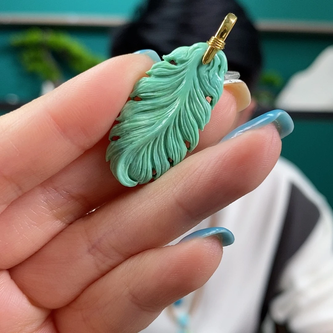 绿松石珠宝奇石18K金镶嵌