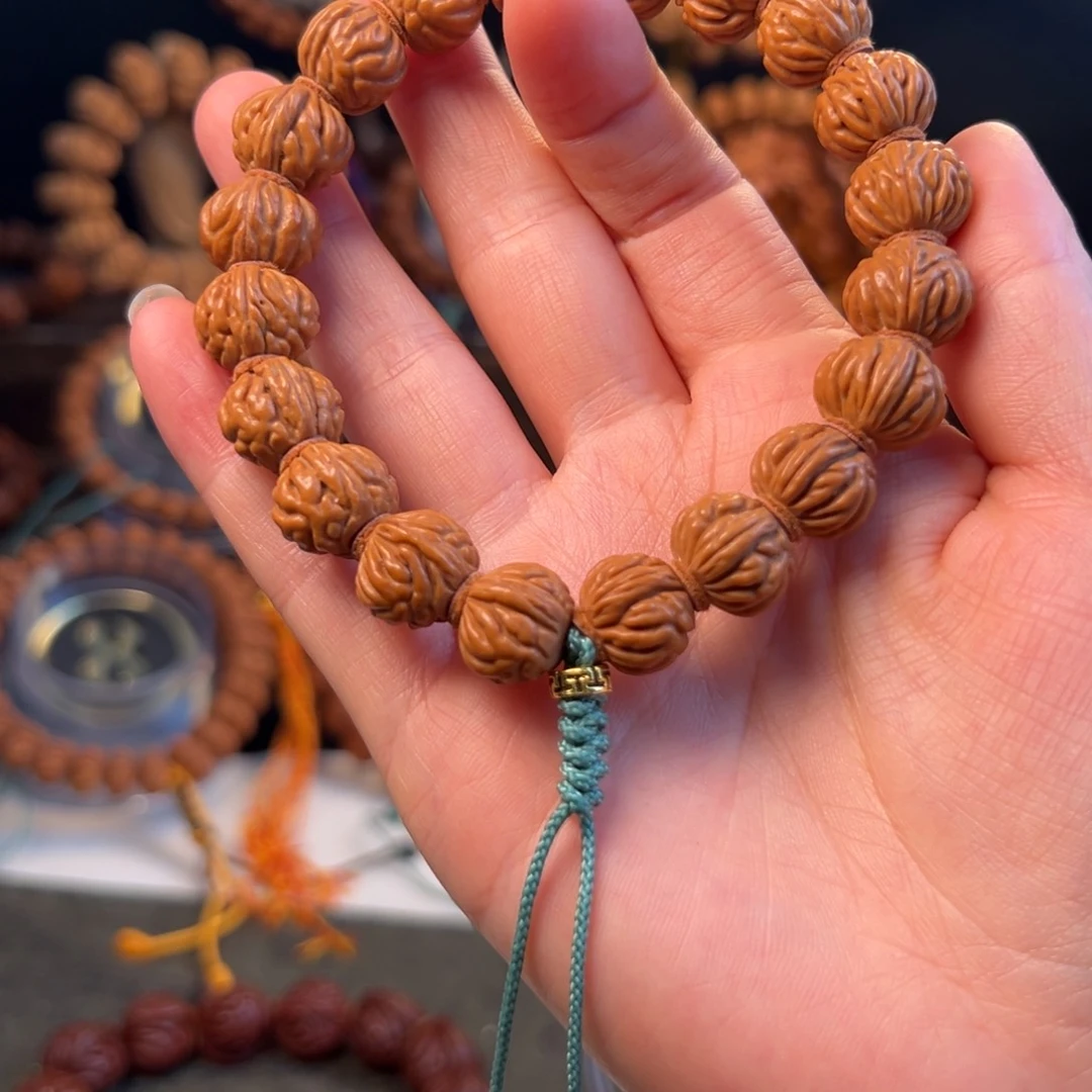 【闪购商品】桃核吊坠14尺寸金豆