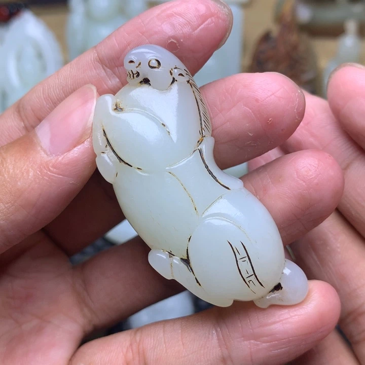 和田玉未镶嵌挂件