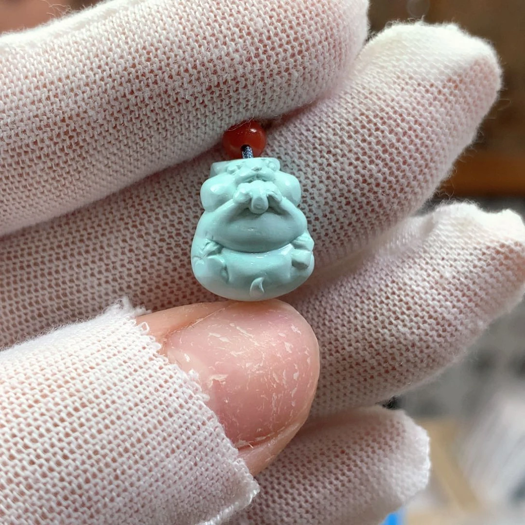 绿松石未镶嵌挂件