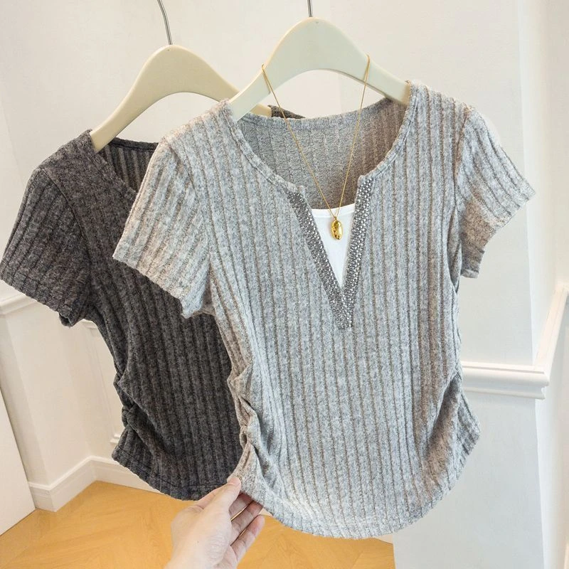 夏季大码女装法式短袖T恤女2025新款宽松显瘦别致原创设计女上衣