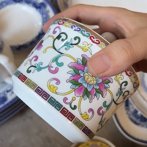 陶瓷炖盅一个陶瓷