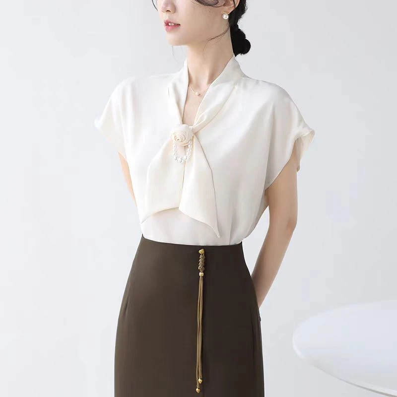 43608-【小雨】法式复古玫瑰花飘带短袖衬衫夏新款温柔气质缎面上衣