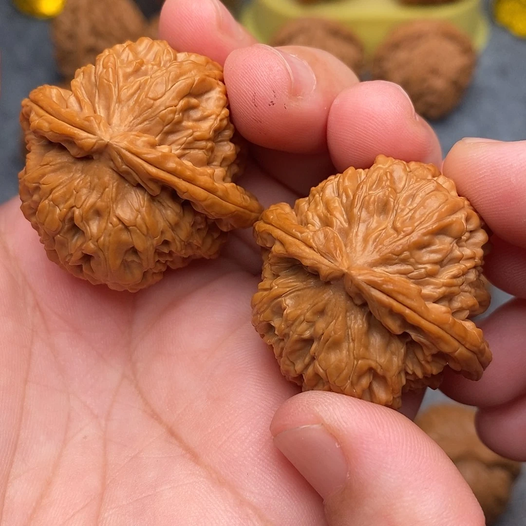 文玩核桃把件晓*39全三角白