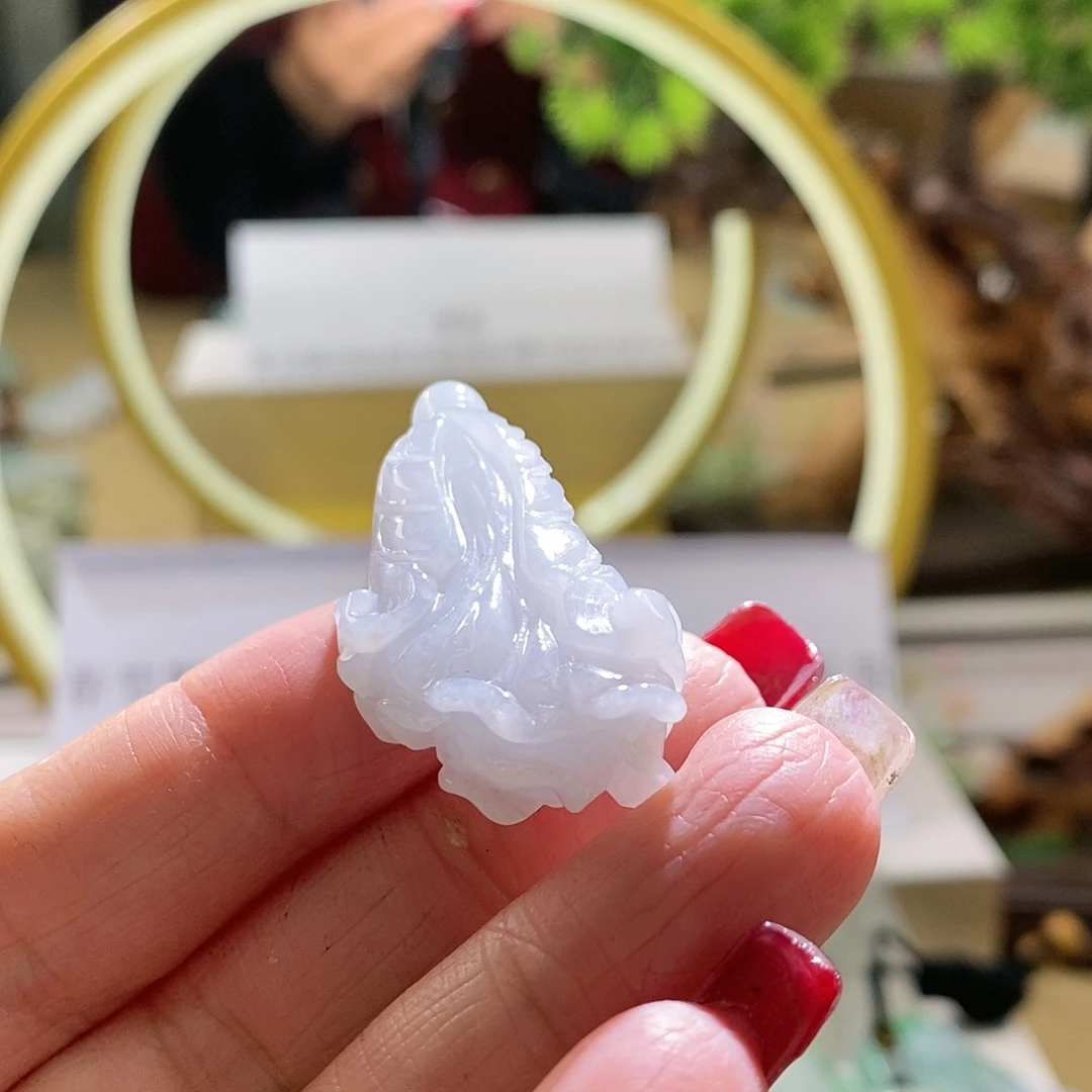 【闪购商品】翡翠颈饰未镶嵌金蟾