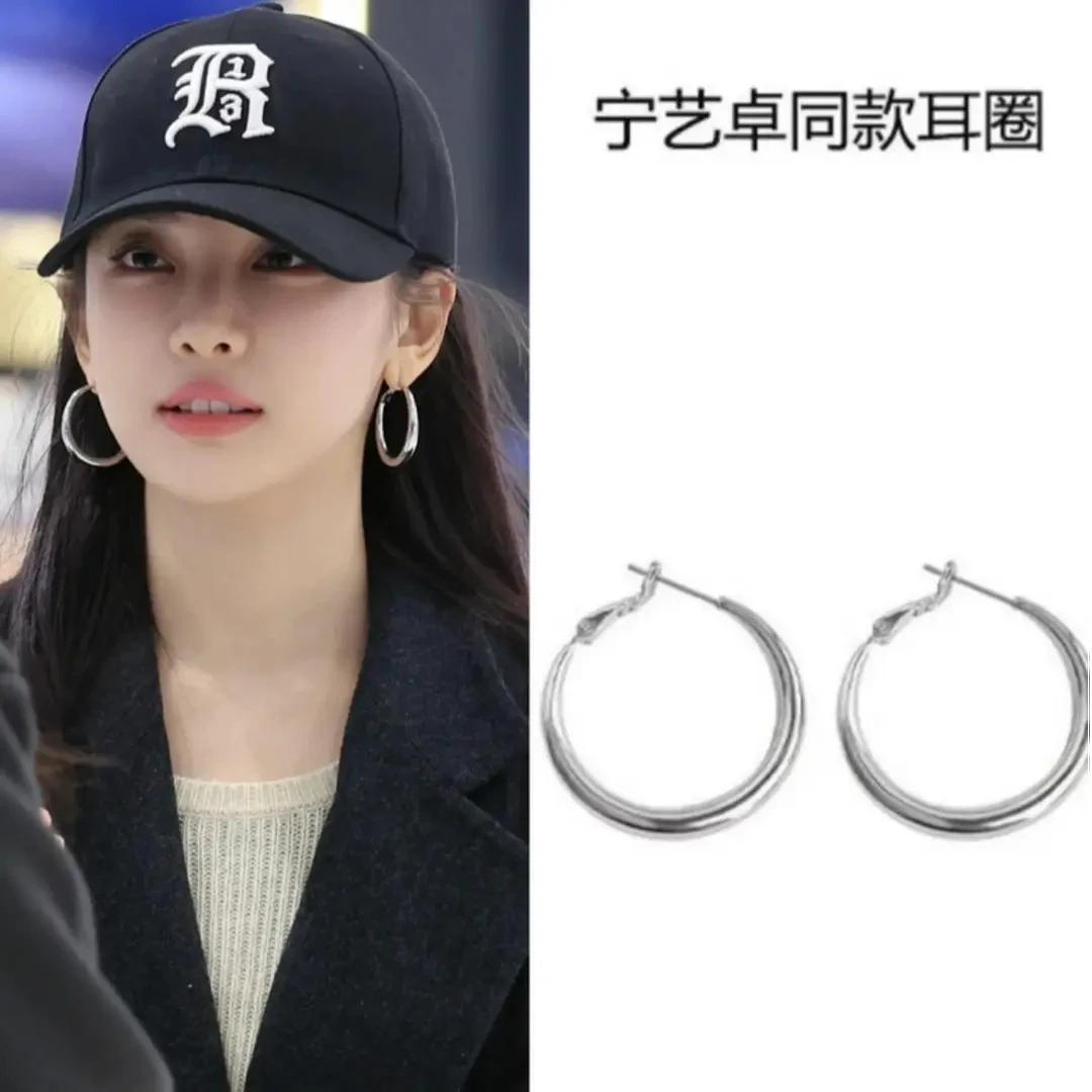 铜合金耳饰 耳畔圆舞曲明星同款金属冷淡风耳环女小众时尚耳钉耳